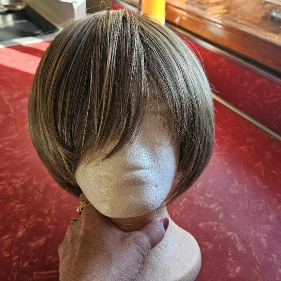 Paula Young Whisperlite Bob Tuscany Toast - Picture 4 of 7